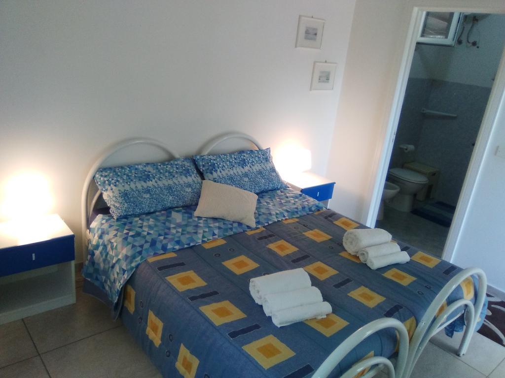 Casa Vacanza Fiorella 托里德欧索 外观 照片